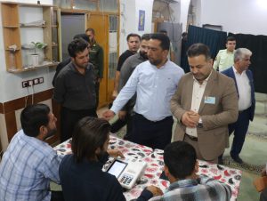 گزارش تصویری / حضور شهردار مسجدسلیمان در شعبه اخذ رای