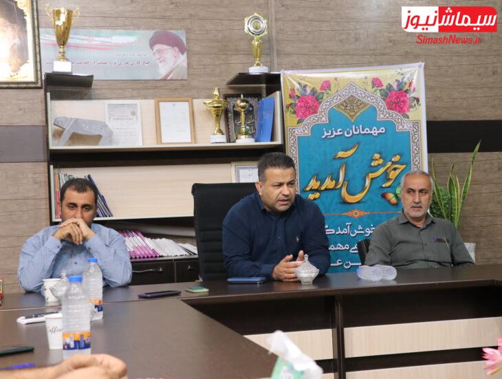 شهردار مسجدسلیمان به همراه اعضای شورای شهر در جلسه با اصحاب رسانه مردم را به حضور پرشور در انتخابات مرحله دوم ریاست جمهوری دعوت کردند