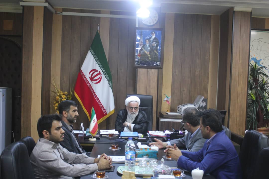 جلسه رسیدگی به مشکل بدهی جرایم بیمه ای شهرداری به تامین اجتماعی شهرستان مسجدسلیمان درفرمانداری