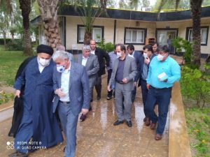 دکتر علیرضا ورناصری از کارخانه سیمان خوزستان و بیمارستان شهدای گمنام هفتکل بازدید بعمل آوردند