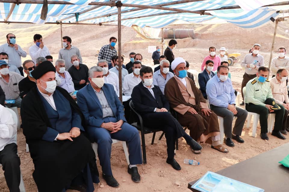 دو پروژه بزرگ آبخیزداری، صنعتی و تولیدی در شهرستان مسجدسلیمان کلنگ زنی شد