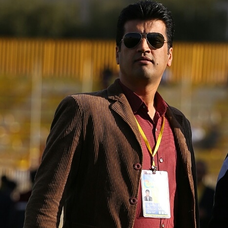 باشگاه نفت مسجدسلیمان را سیاسی و منافعی نکنید