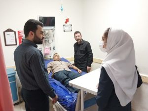 حضور سرزده فرماندار مسجدسلیمان در بیمارستان ۲۲ بهمن و گفتگو با مردم   