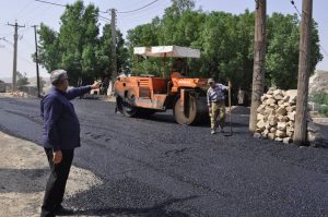 عملیات زیر سازی و روکش آسفالت گرم منطقه سبزآباد ( حد فاصل خیابان نمره چهل )