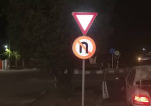 نصب گسترده تابلوهای ترافیکی در معابر مسجدسلیمان