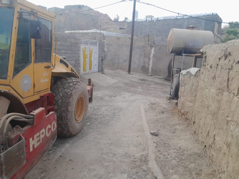 آغاز عملیات زیرسازی کوی شهید شکرالله راکی در منطقه نمره هشت