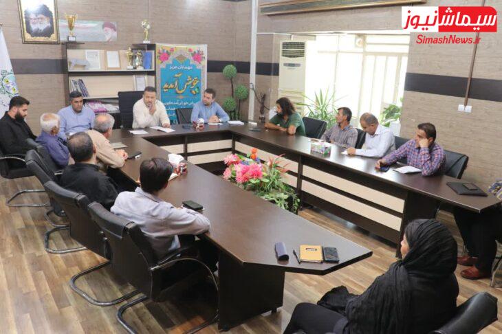 به منظور پیشبرد پروژه های شهری، جلسه شهردار مسجدسلیمان با پیمانکاران برگزار گردید 