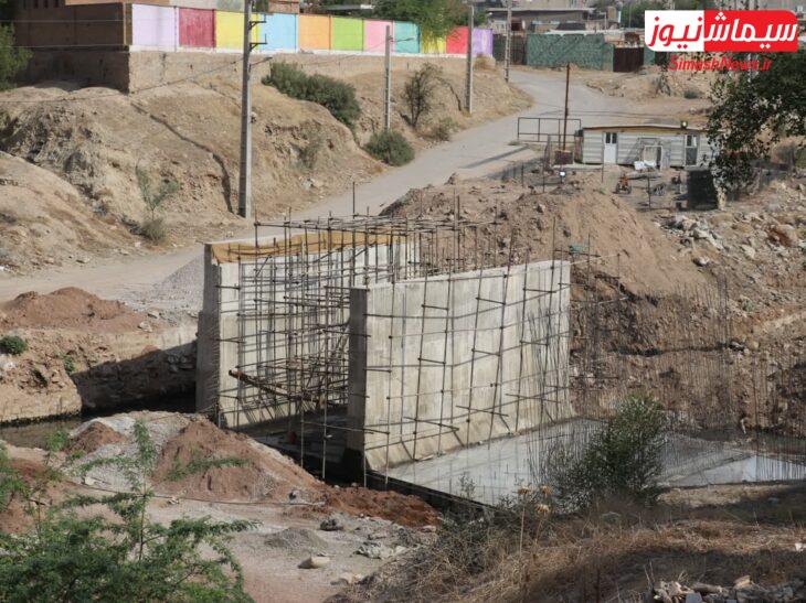 عملیات بتن ریزی عرشه و دستک های پروژه پل محله ای مالجونکی در حال اجرا می باشد