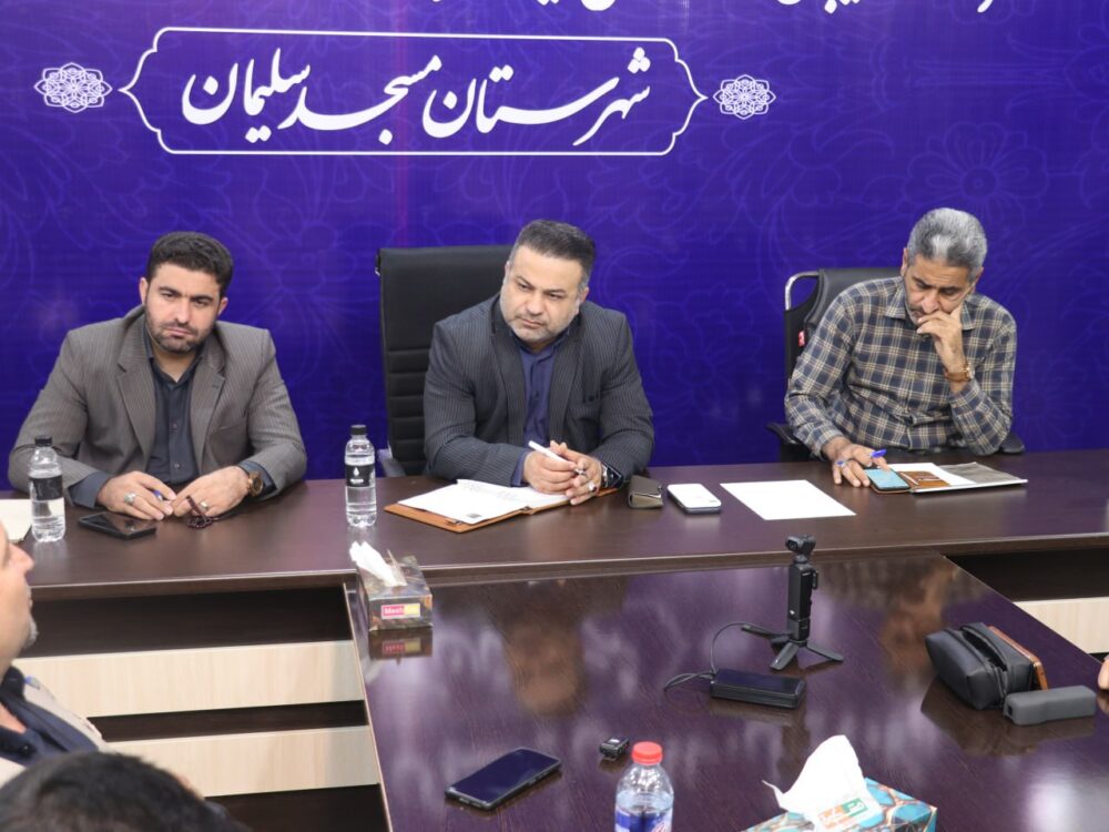 روایت صریح شهردار از عملکرد شهرداری و سرنوشت پروژه‌های عمرانی در جمع اصحاب رسانه / از تخصیص اعتبارات آلایندگی تا ساماندهی معابر و دستفروشان