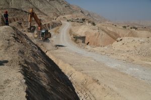 پروژه بازسازی و بهسازی جاده دسترسی قدمگاه امام رضا(ع) تا روستای تنگ‌تلفن توسط شرکت‌بهره‌برداری نفت‌و‌گاز مسجدسلیمان آغاز شد