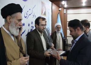 با حضور رئیس کل دادگستری استان خوزستان از رؤسا و دادستان‌های حوزه‌های قضایی و قضات برتر شعب استان، تقدیر شد   